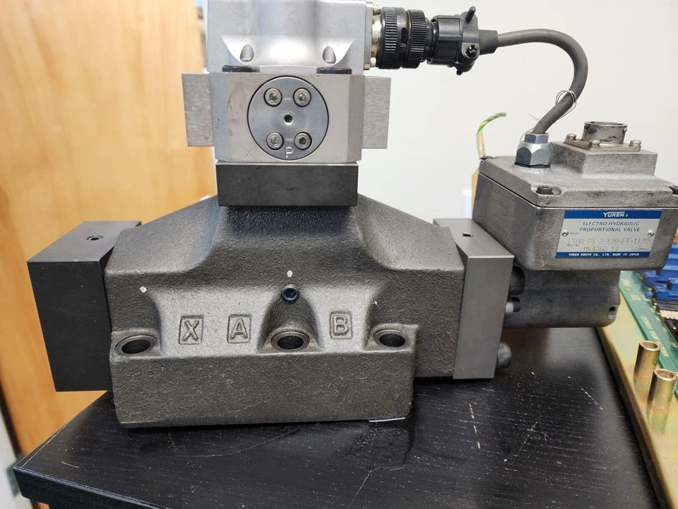 Amada Vipros Apelio Servo Valve ESHG-06-2-120-ET-1122 SVD-F11-19-7