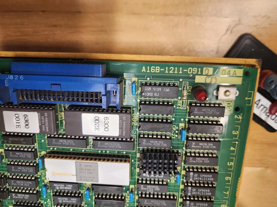 AMADA Fanuc 04PC CRT/MDI A02B-0086-C052 A16B-1211-090 A16B-1211-091