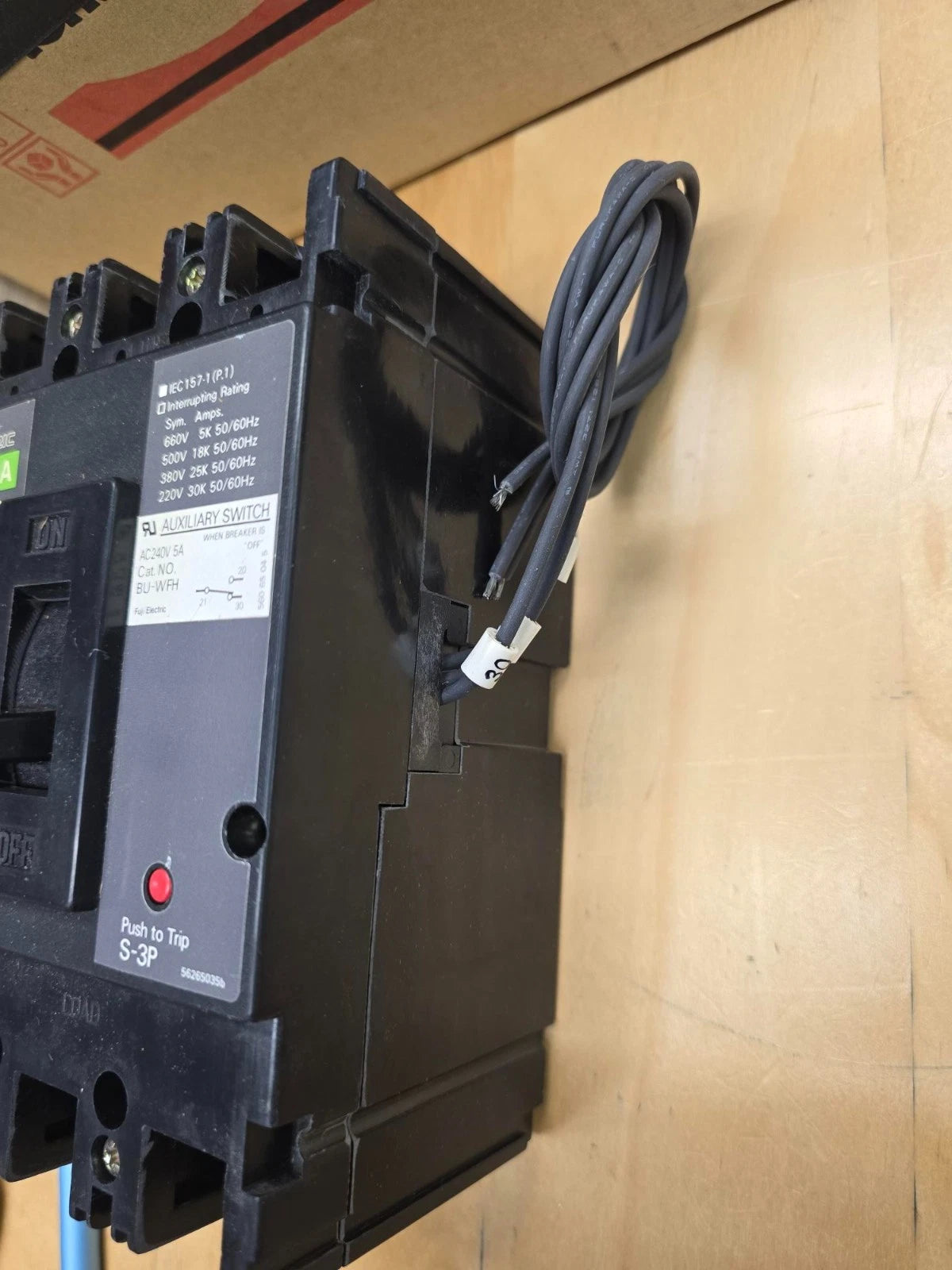 New Amada Fanuc FUJI ELECTRIC BU-ESA3015 15A Main Breaker BU-ESA