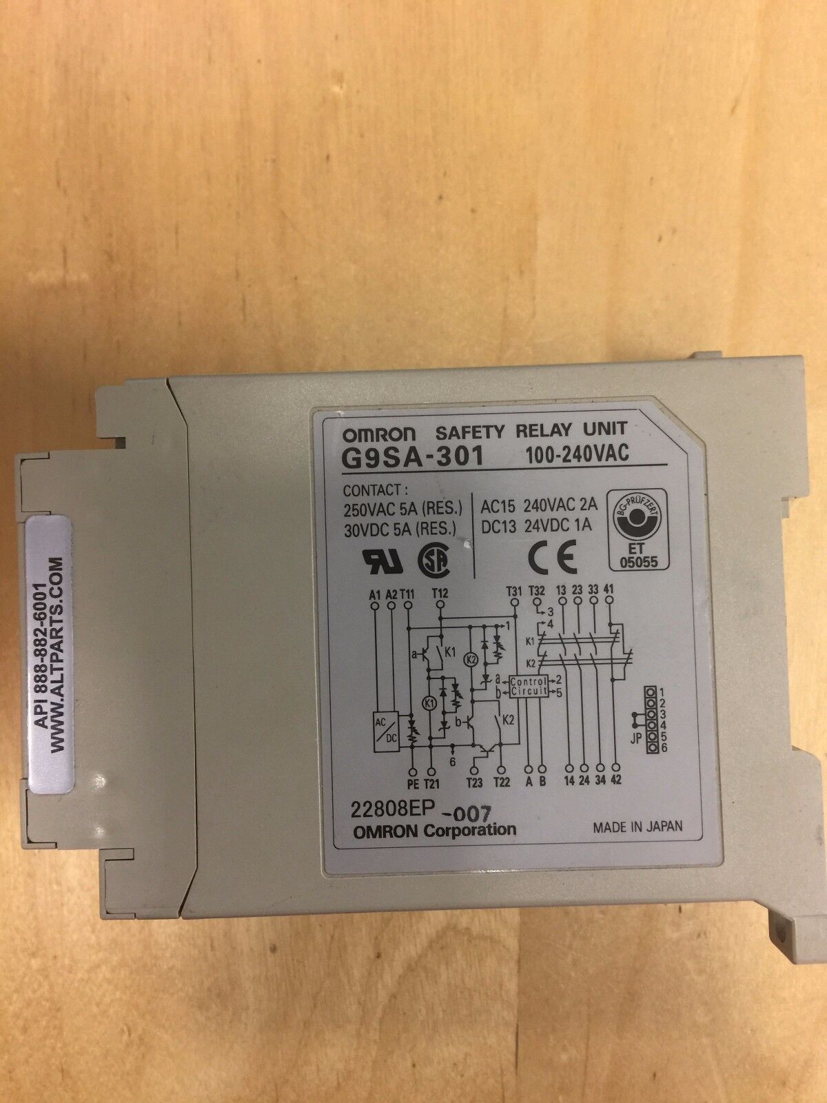 Omron G9SA-301 Safety Relay 100-240VAC