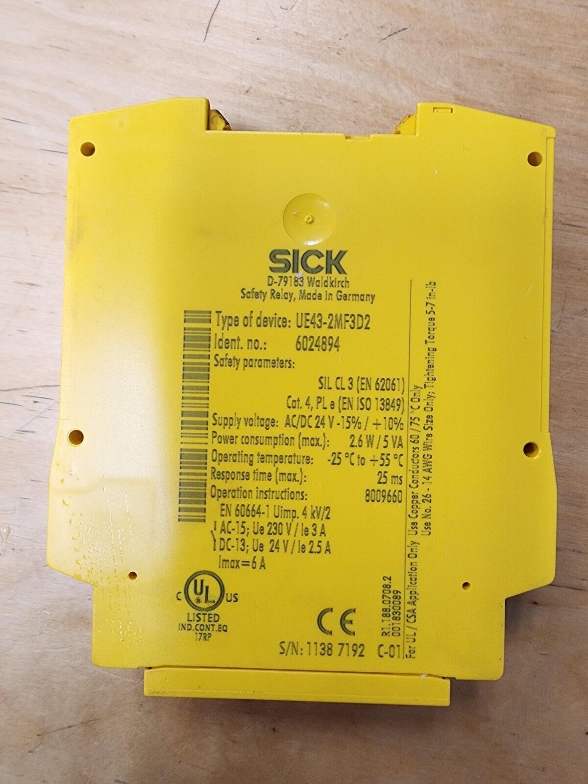 SICK UE43-2MF3D2 6024894 SAFETY RELAY