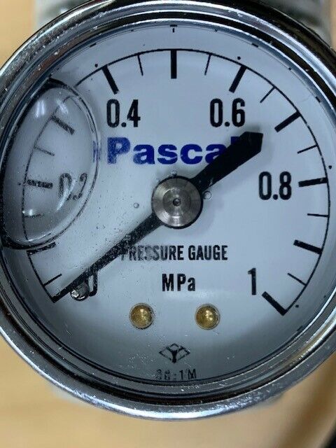 SMC AIR REGULATOR LOT OF 8 New AR30-20H MPa gauge VM230 on/off valve
