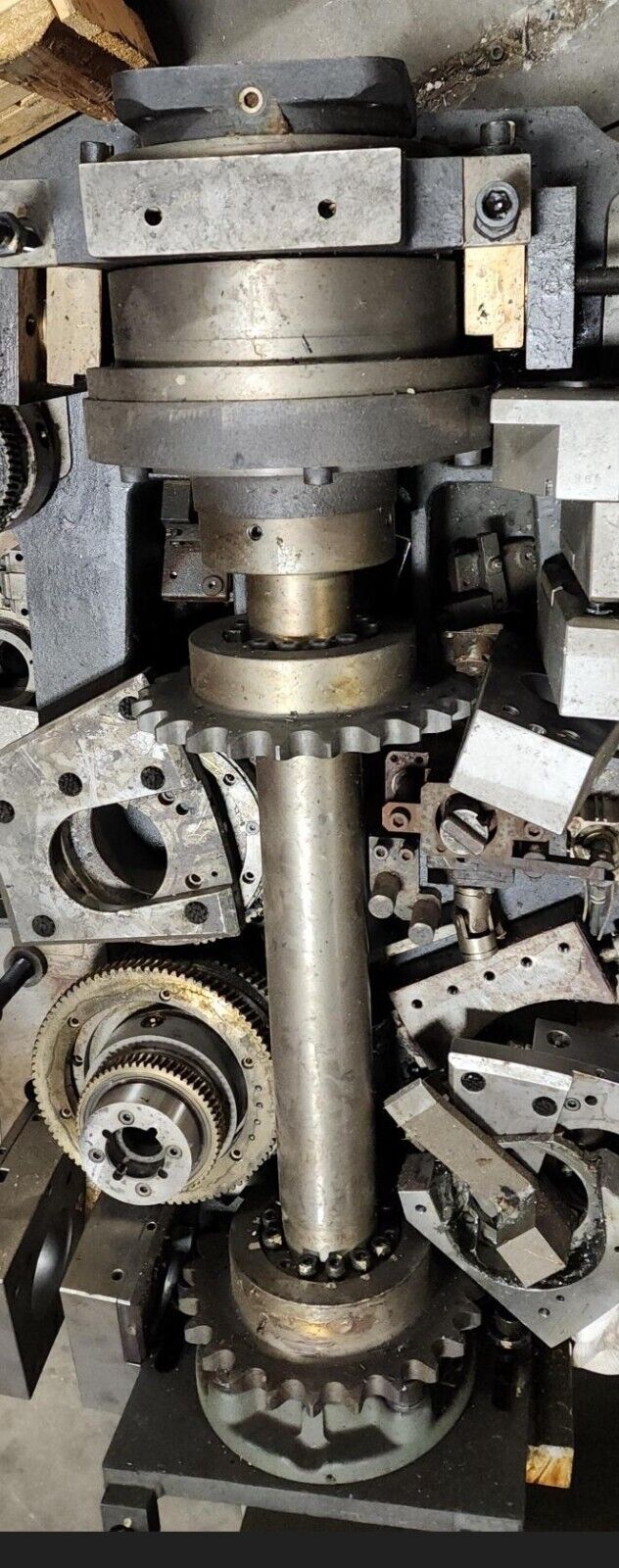 Amada EM EMK EMLK Turret Drive Shaft and gear box 74418364 6875325A