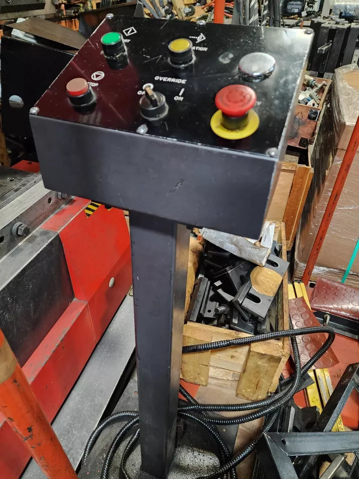 Amada Vipros 255 Remote Stand