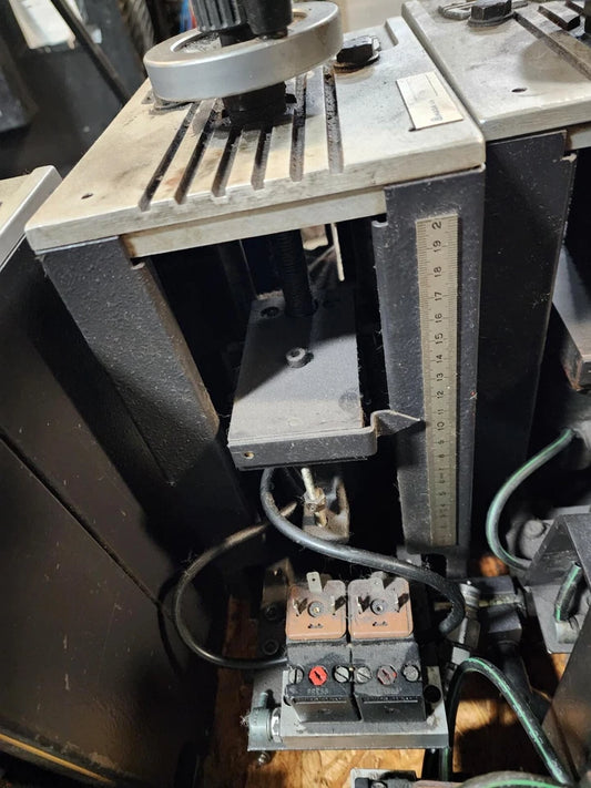 Amada HFB 220 Back Gauge flip up