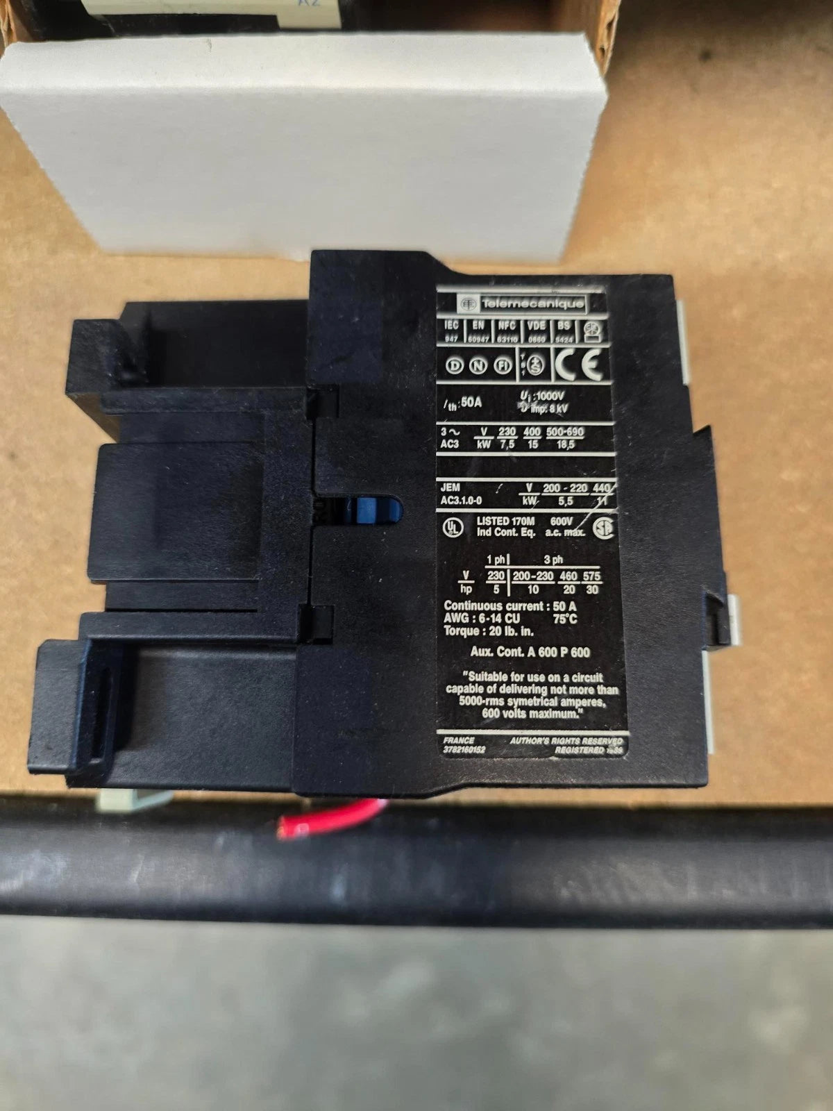 TELEMECANIQUE LC1 D32 230V