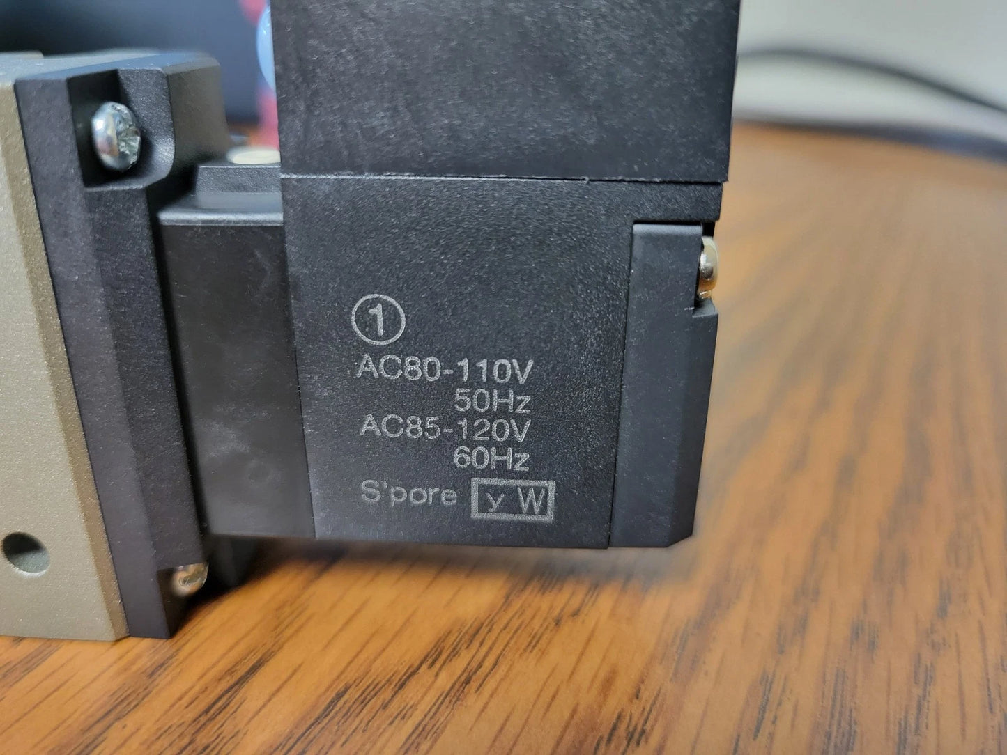 VFS3130-1DZ-02 AC 85-120V coil