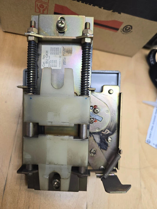 BU-GKH Amada Fanuc 04PC on/off lever