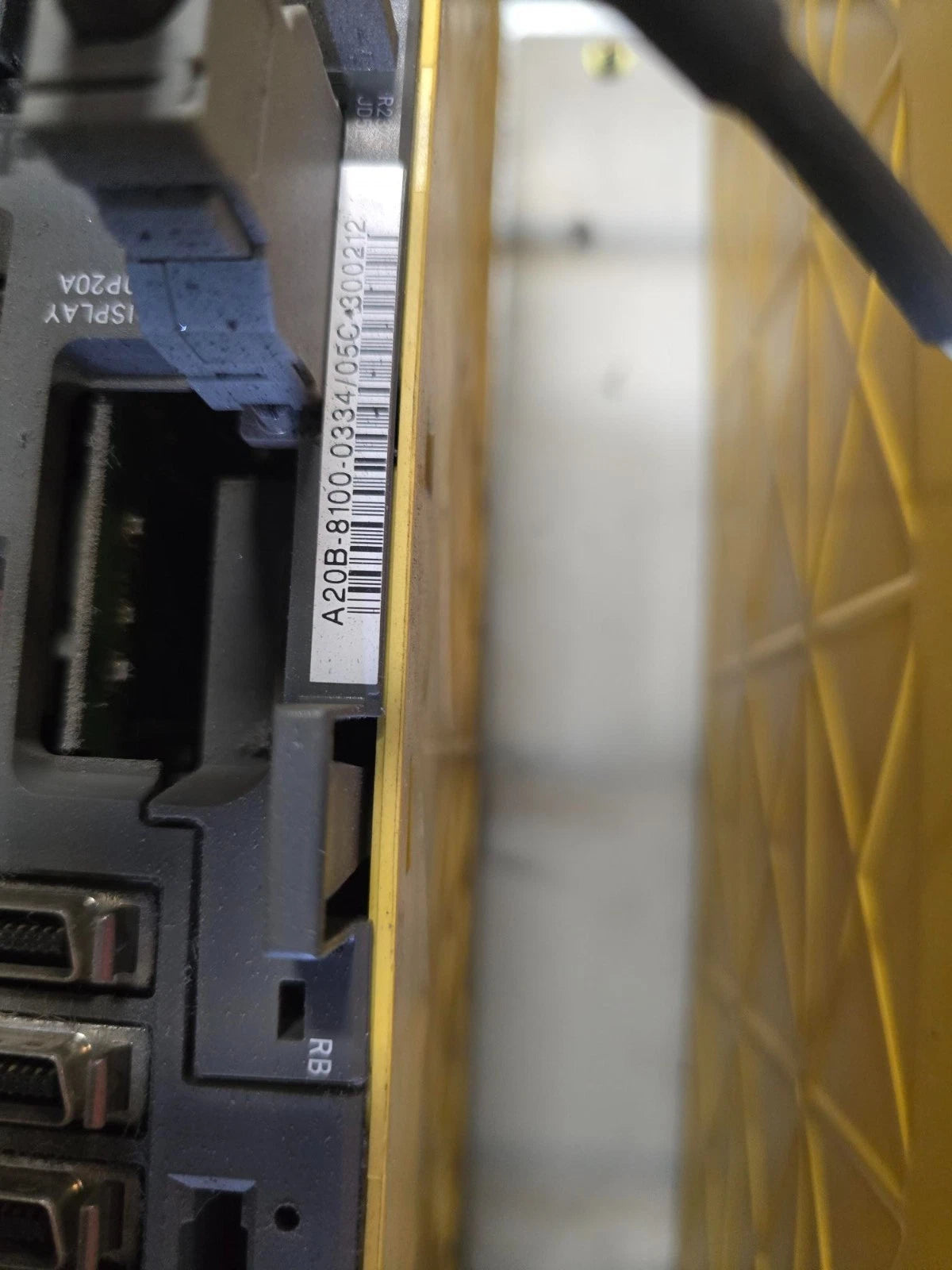 Fanuc A16B-3200-0421 A20B-0283-B801 A20B-8001-0730 A20B-8100-0334 Amada Vipros 3