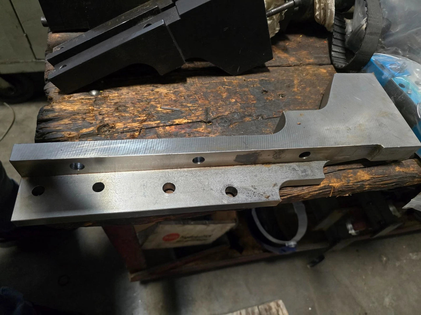 Amada Vipros King Ram Motor bracket 358K 74398078 Drawing # 6595256B (7 BOLT)