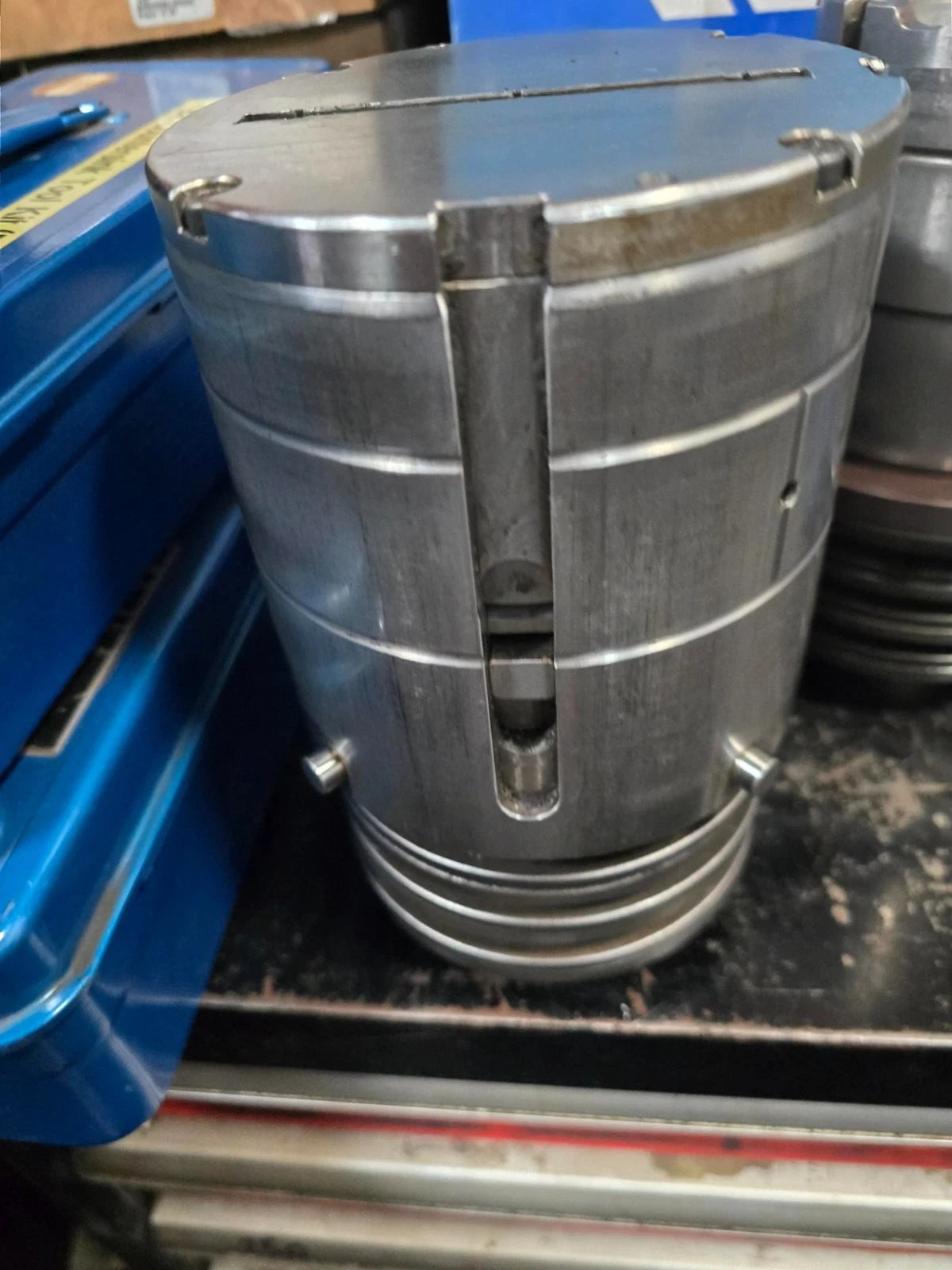 Amada Parting tool roof top Tooling E Station 4-1/2 Thick Guide Assy