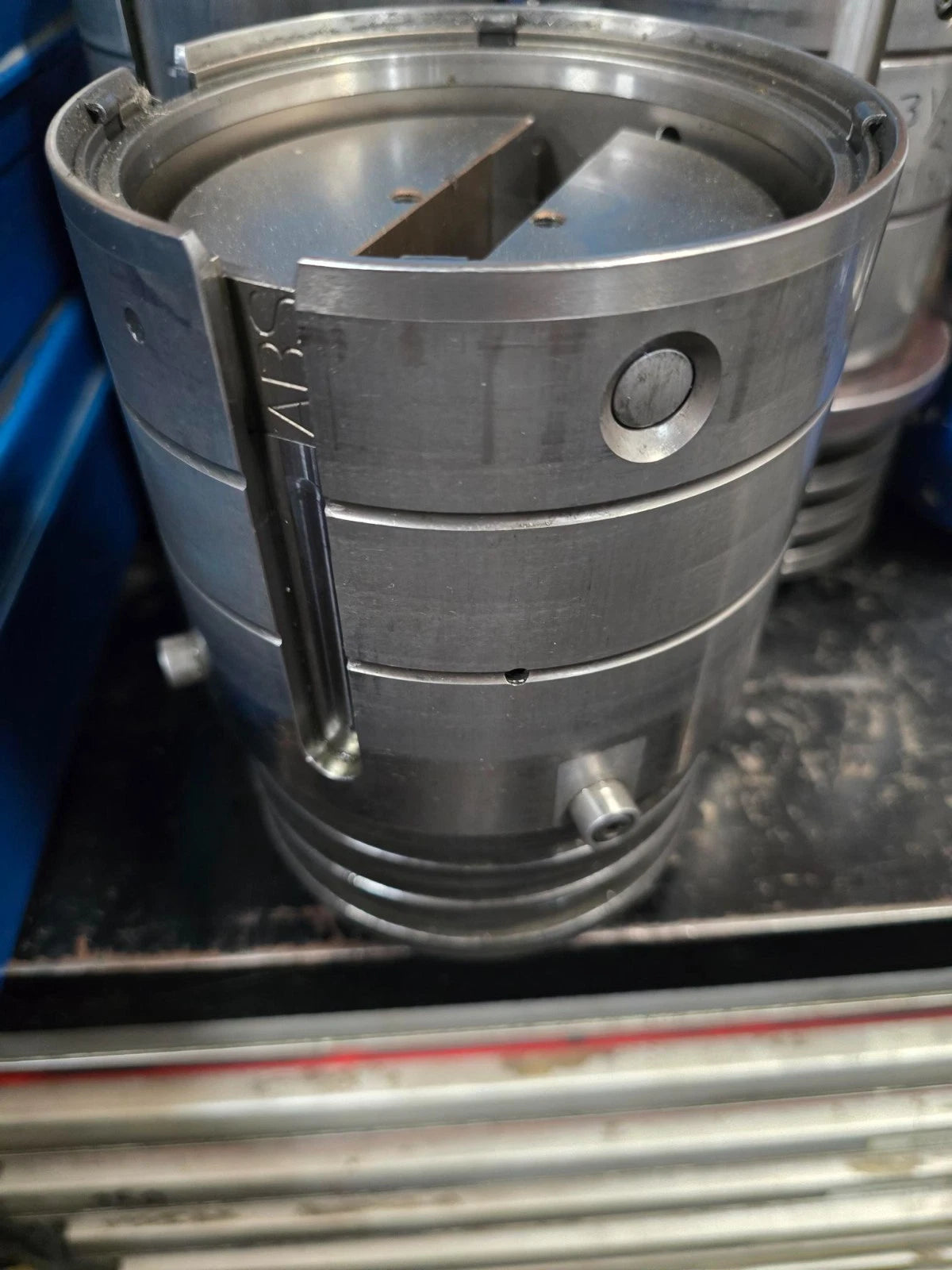 Wilson Thick Turret Tool  4-1/2 4.000 x .250 .016 RT  Amada Mate tooling 5503