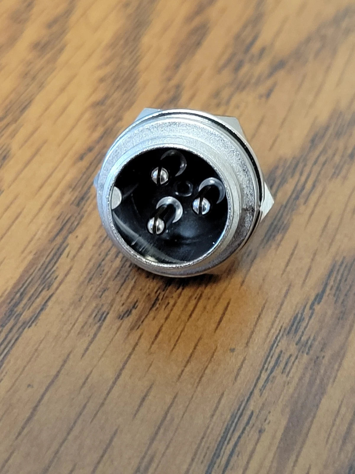 LOT of 10 New Amada EM Vipros PLT-163-R male plug PLT-163-R-R male plug