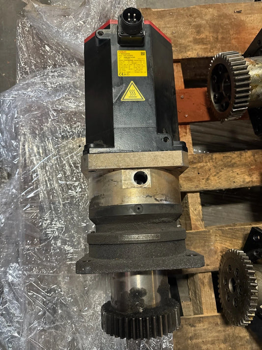 Amada FO Laser Fanuc Motor A06B-0247-B100 with gear box